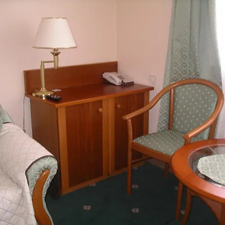 Palast Wellness Apartamento *