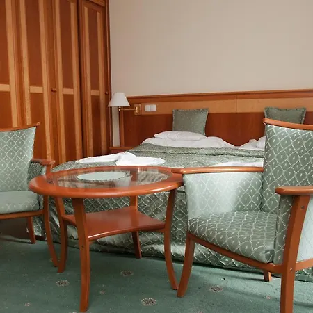 Apartamento Palast Wellness *