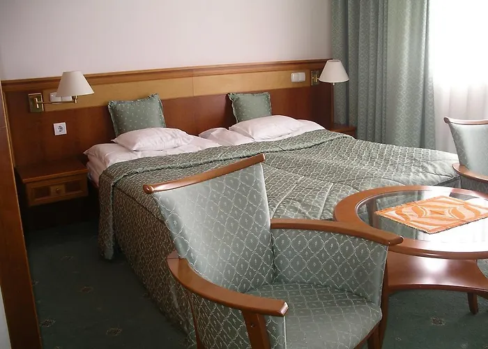 아파트 Palast Wellness *